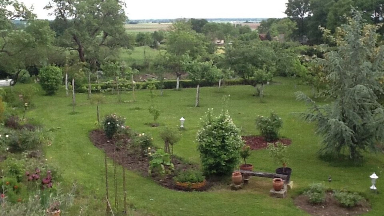 Photo of Outdoor in Azay-le-Ferron