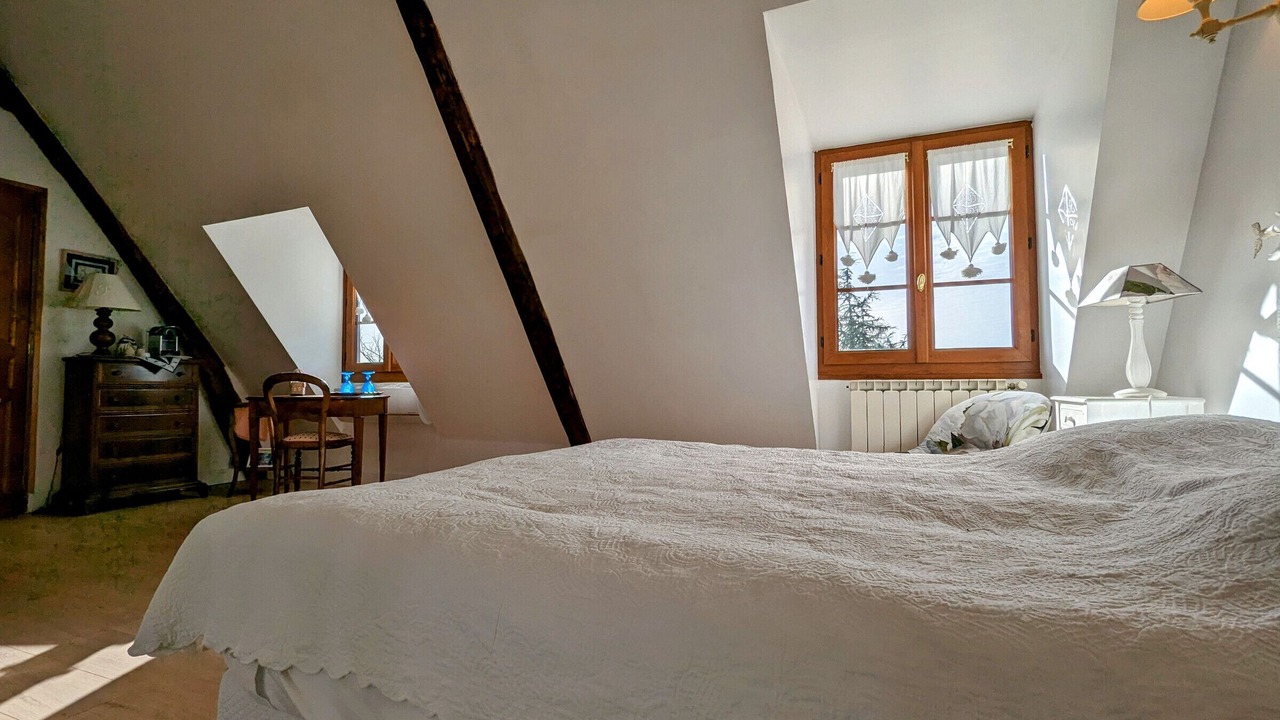 Photo of Others in Azay-le-Ferron