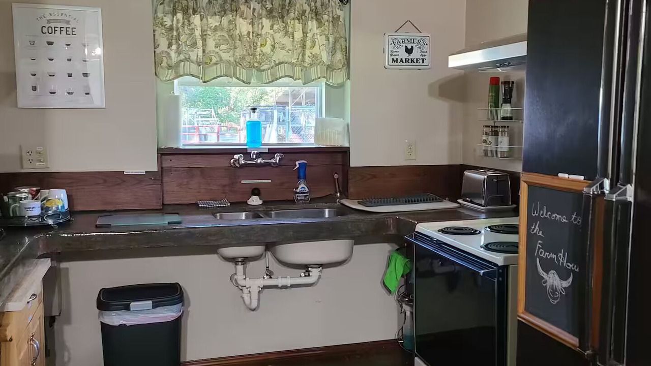 Photo of Kitchen in Eustace