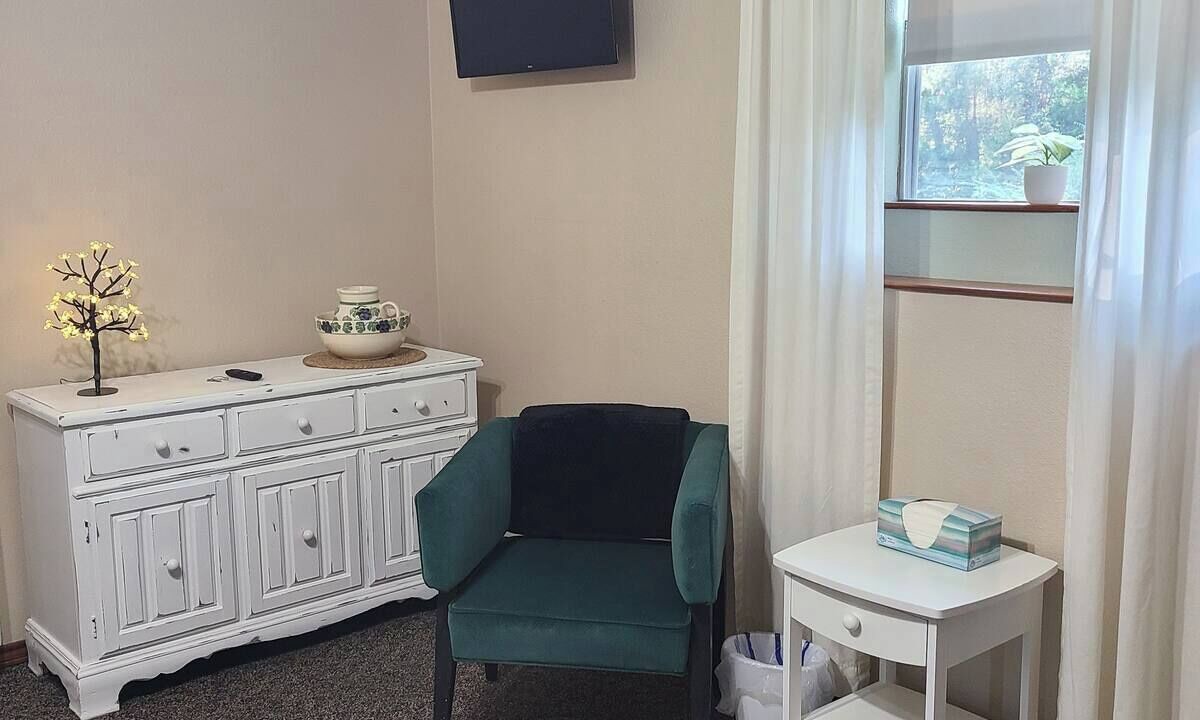 Photo of Livingroom in Eustace
