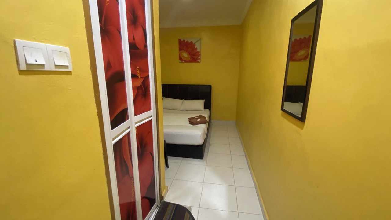 Photo of Bedroom in Muadzam Shah