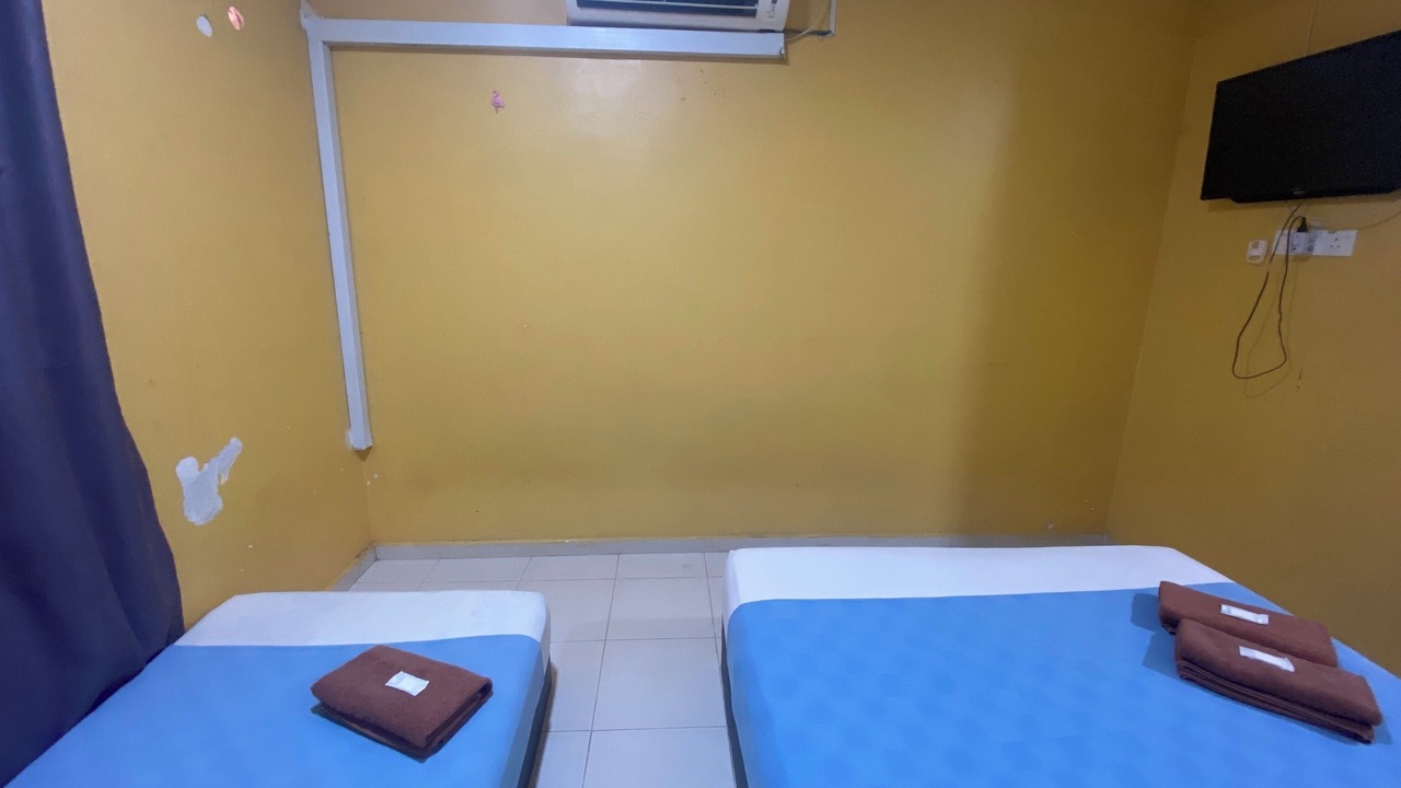 Photo of Bedroom in Muadzam Shah