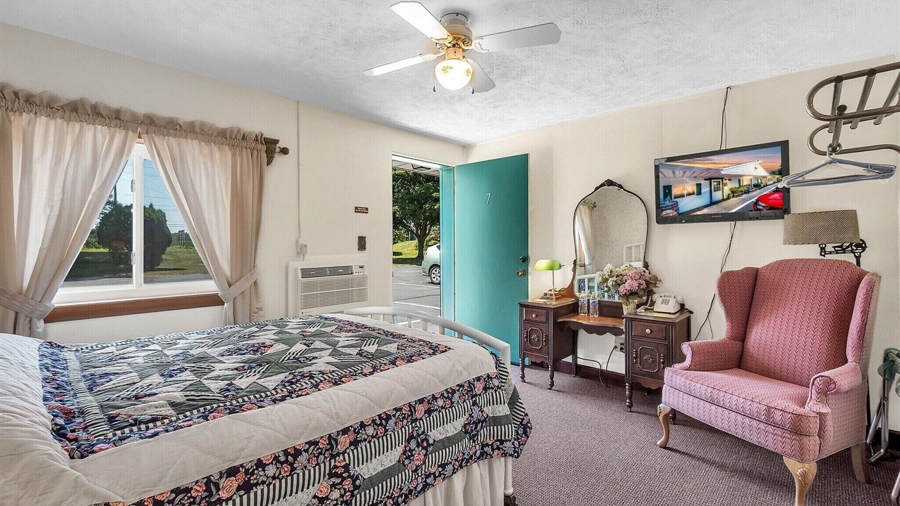 Photo of Bedroom in Shaftsburg