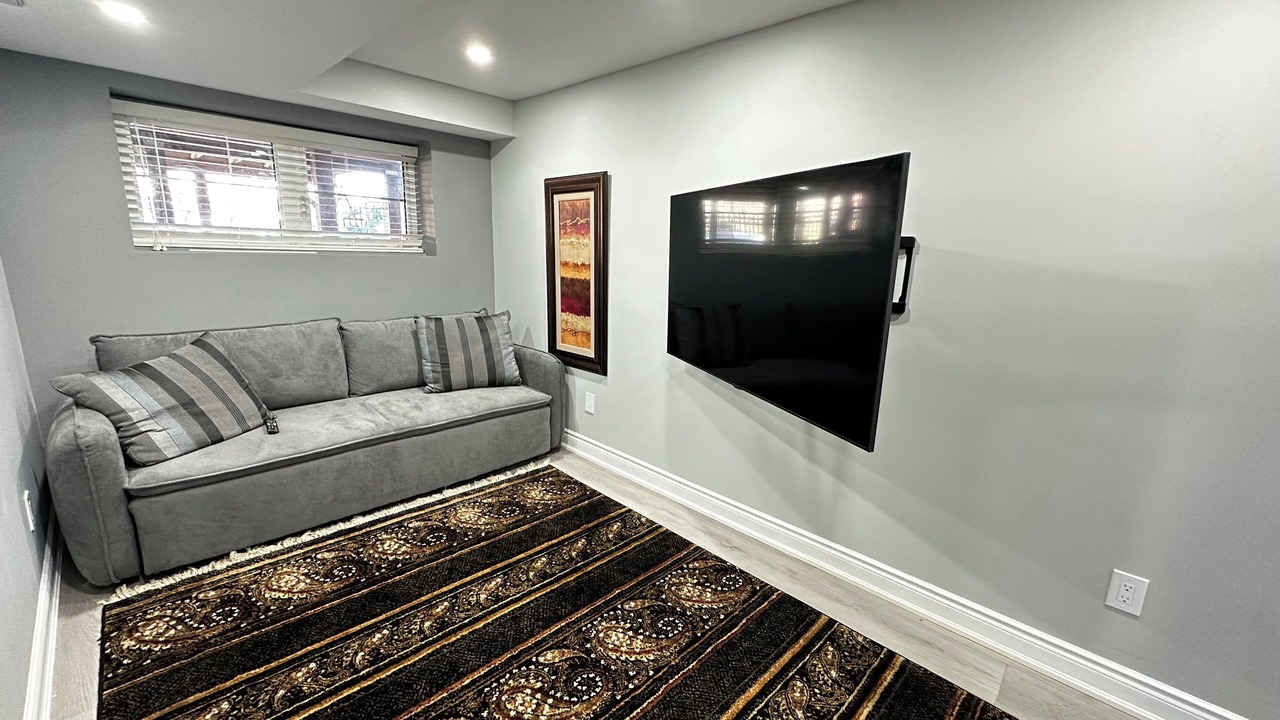 Photo of Livingroom in Hamilton
