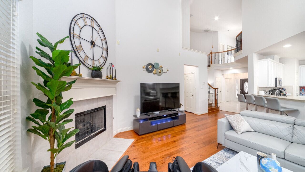 Photo of Livingroom in Valley Ranch