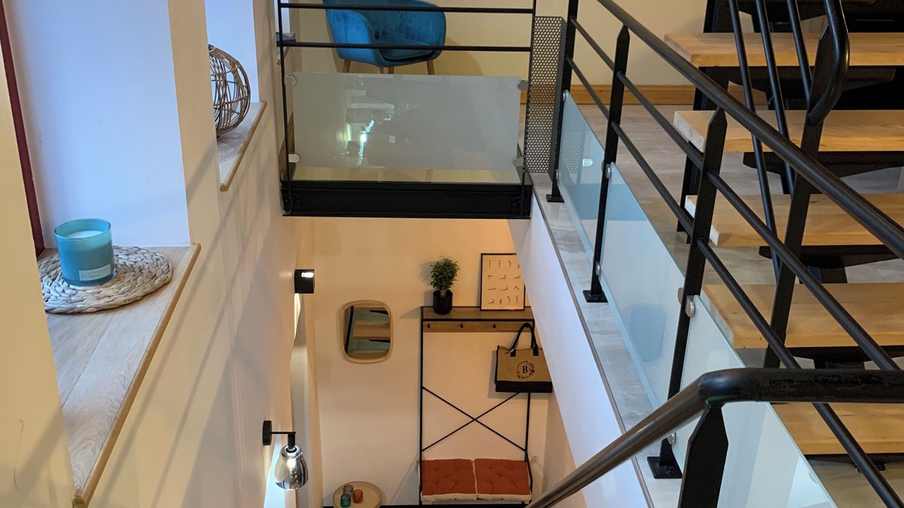 Photo of Others in Flacey