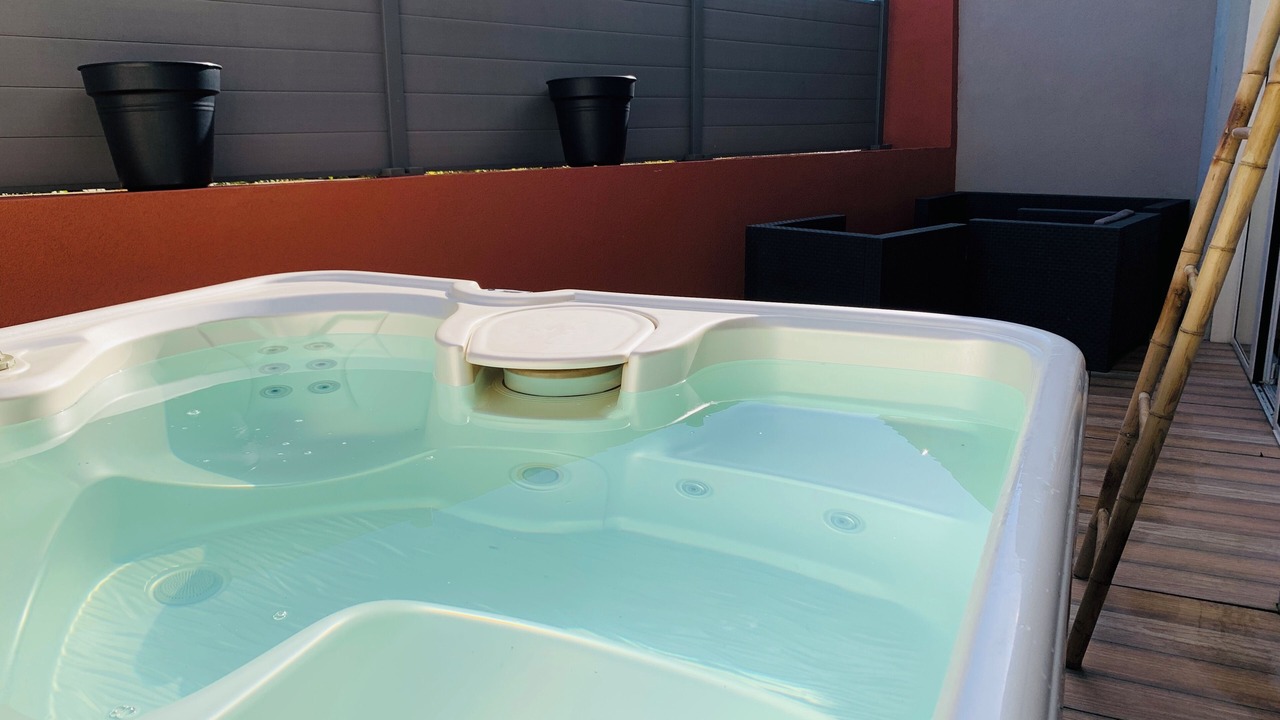 Photo of Patio Balcony in Flacey