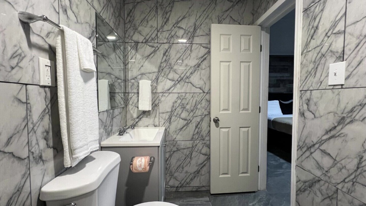 Photo of Bathroom in Mobile