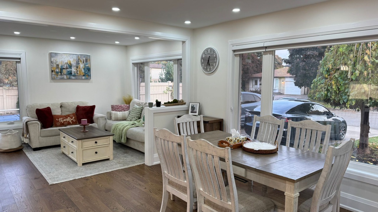Photo of Livingroom in Brampton