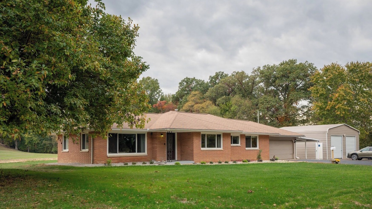 Photo of Outdoor in Corydon