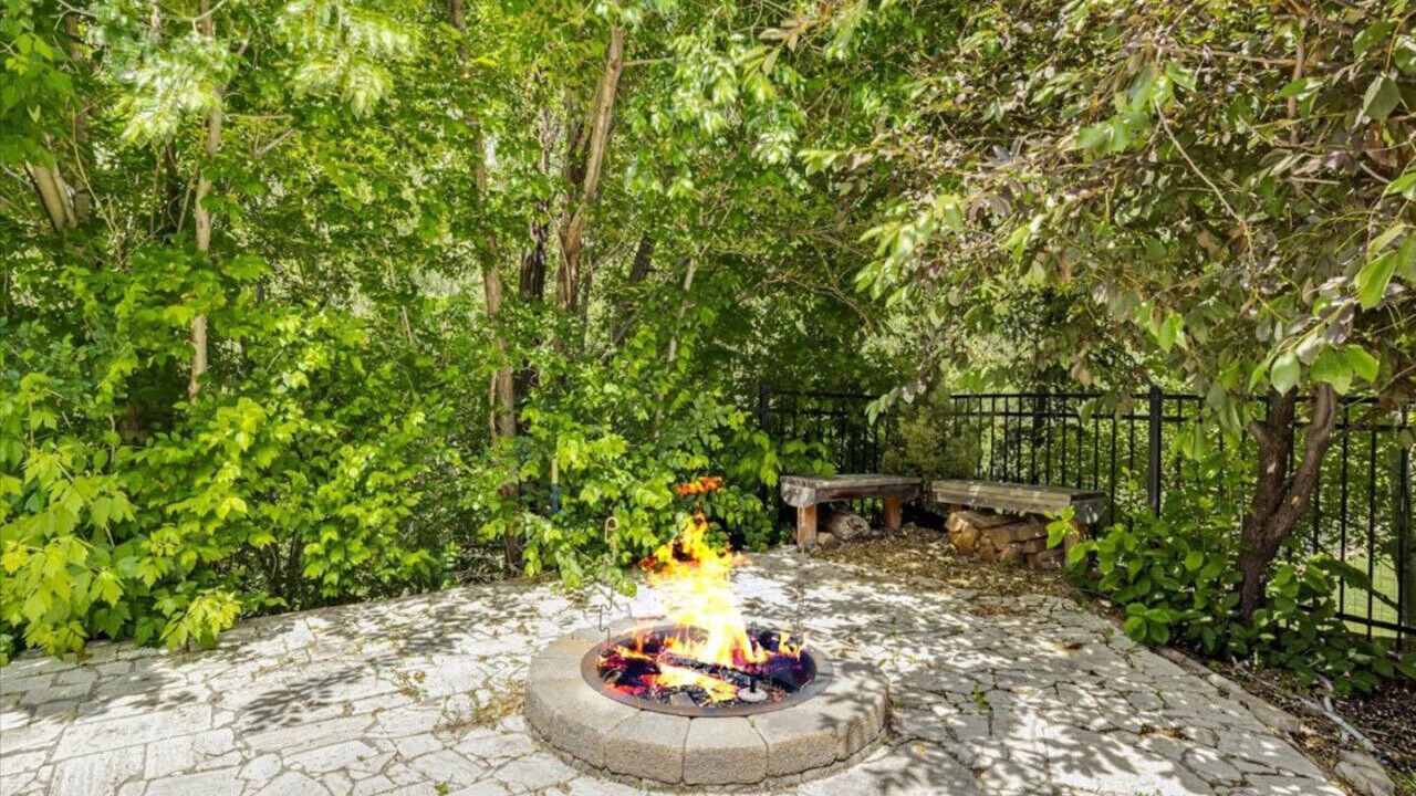 Photo of Patio Balcony in Highland