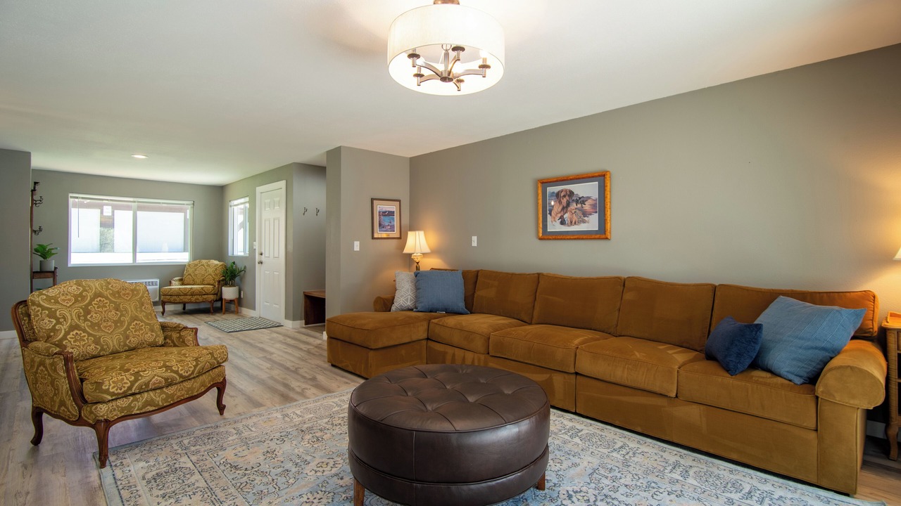 Photo of Others in Crescent