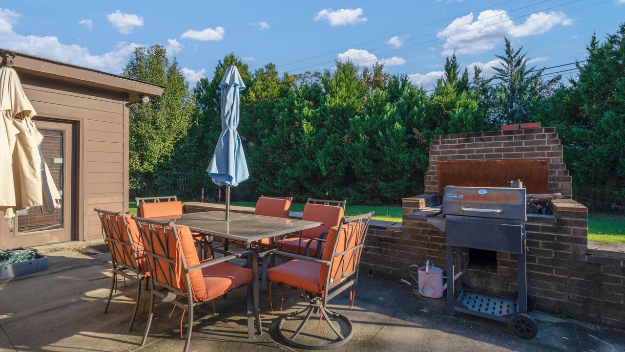 Photo of Outdoor in Gunter Afs