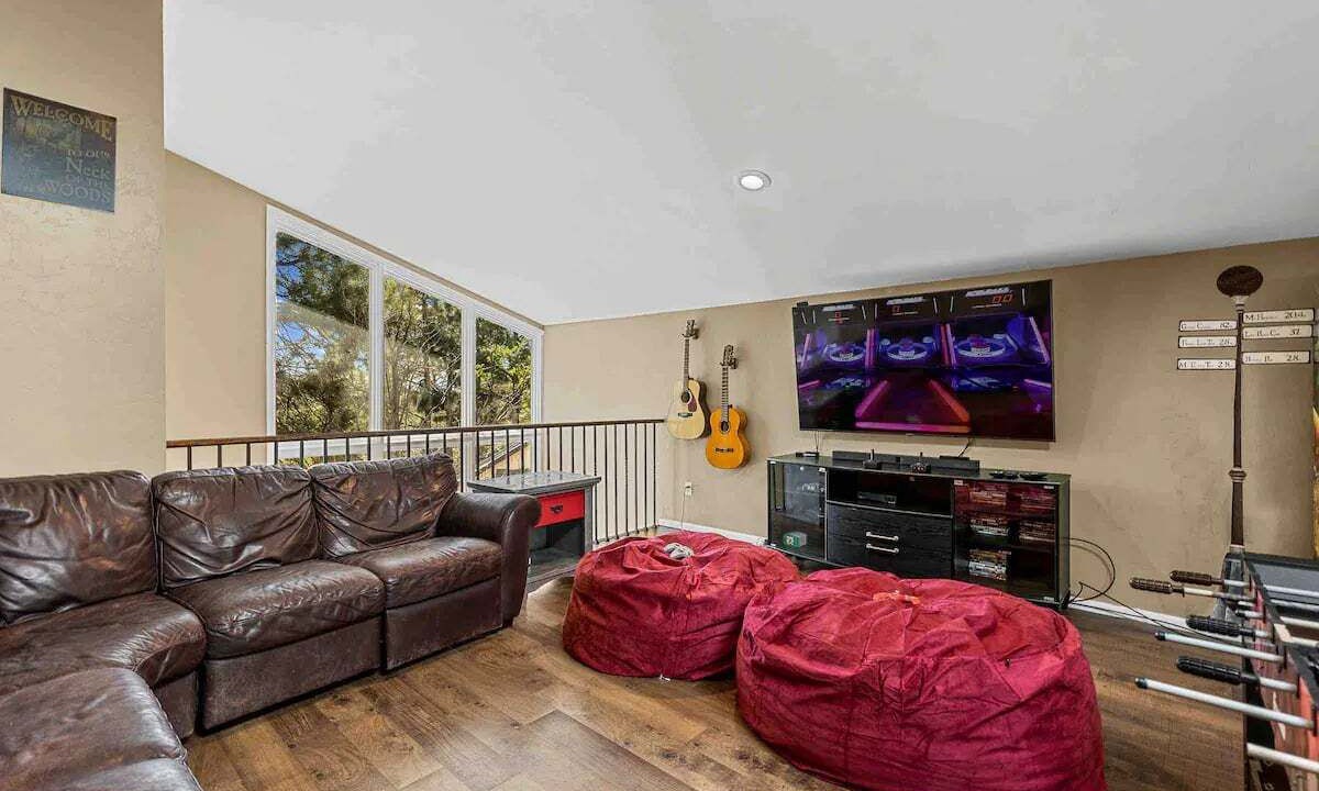 Photo of Livingroom in Swiss Manor