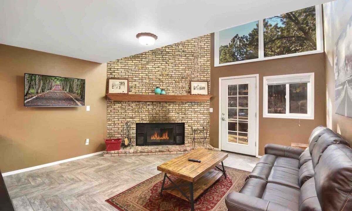 Photo of Livingroom in Swiss Manor