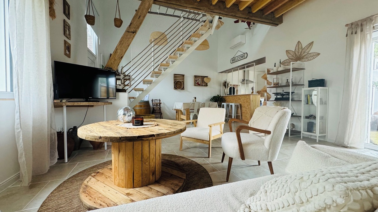 Photo of Livingroom in Ville-sur-Ancre