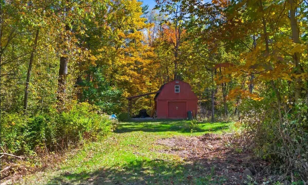 Photo of Outdoor in Mayfield