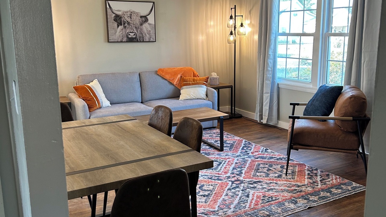 Photo of Livingroom in Joplin