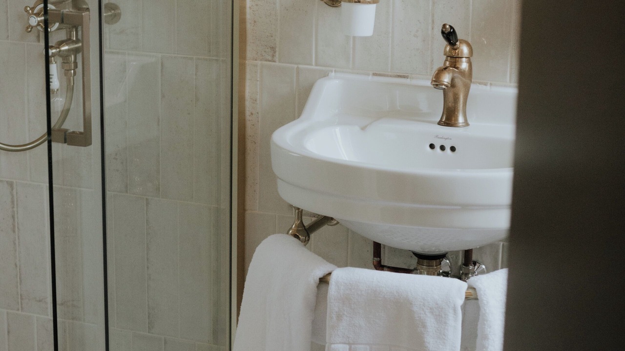 Photo of Bathroom in Auchtermuchty