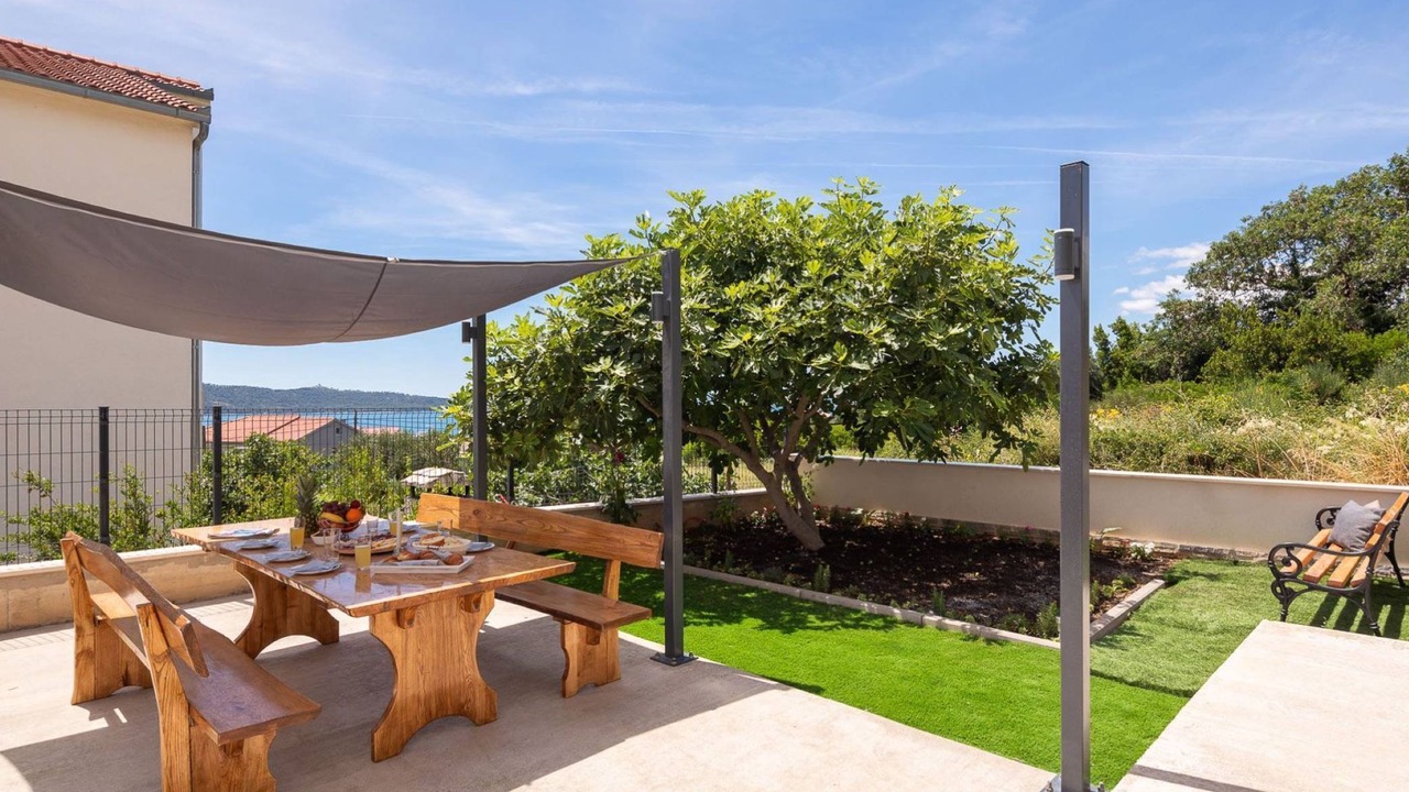 Photo of Outdoor in Kastel Sucurac