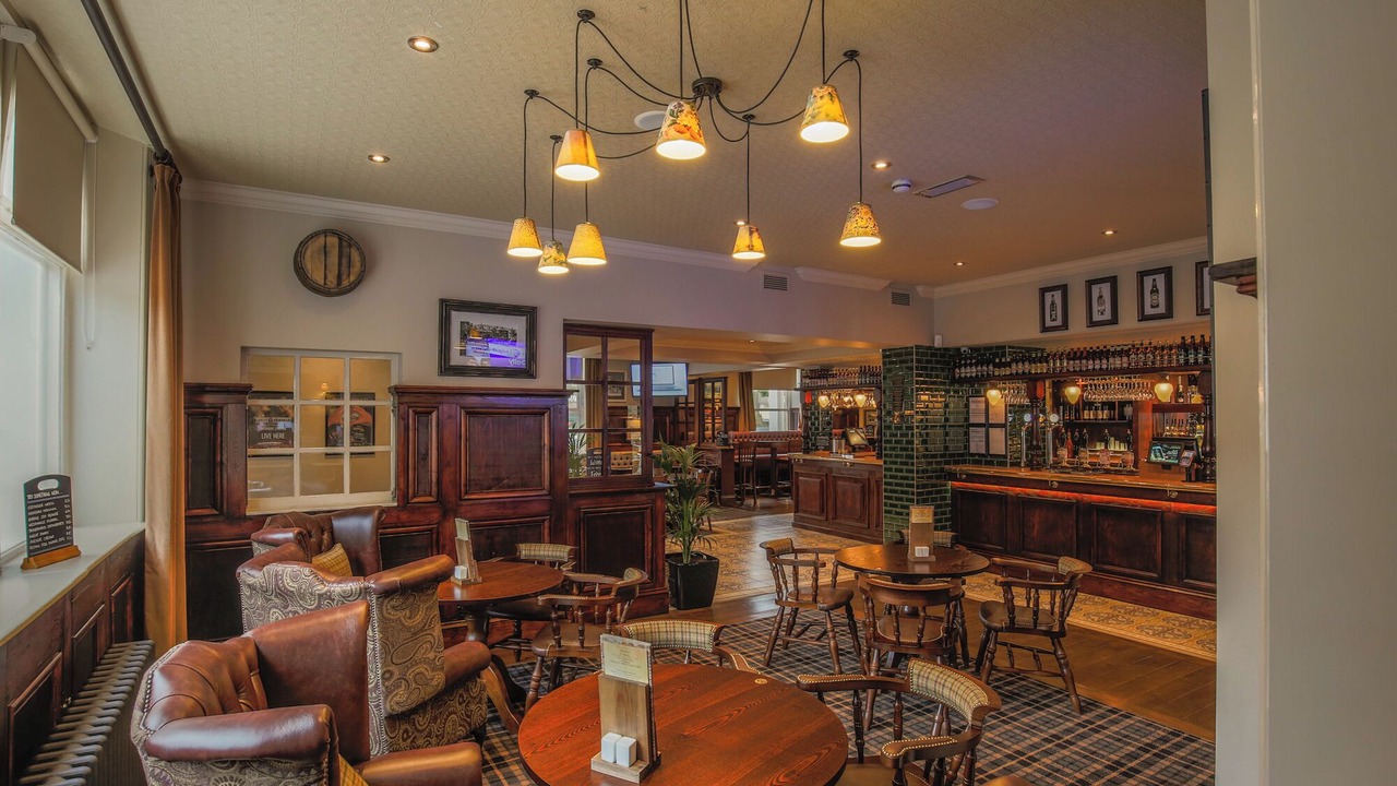 Photo of Others in Padfield