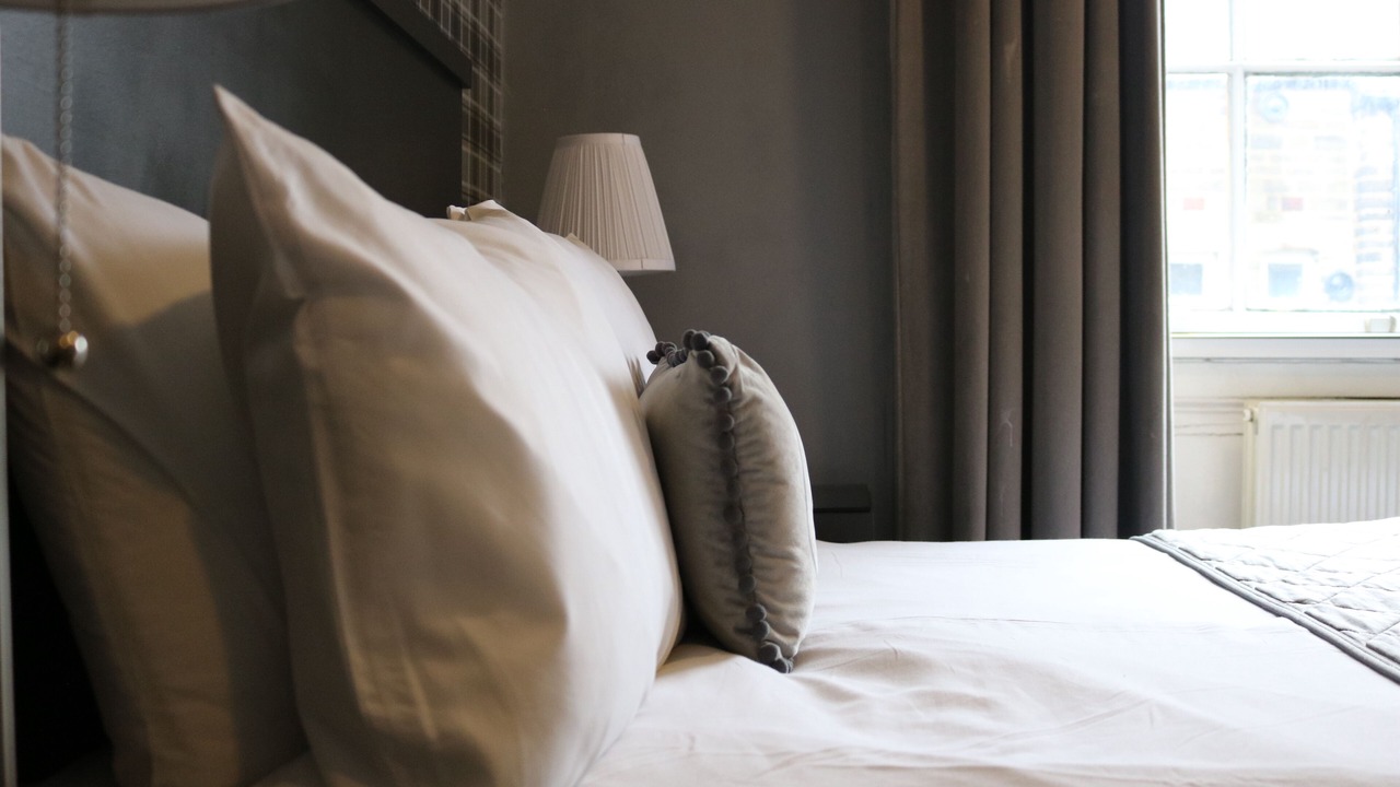 Photo of Bedroom in Padfield