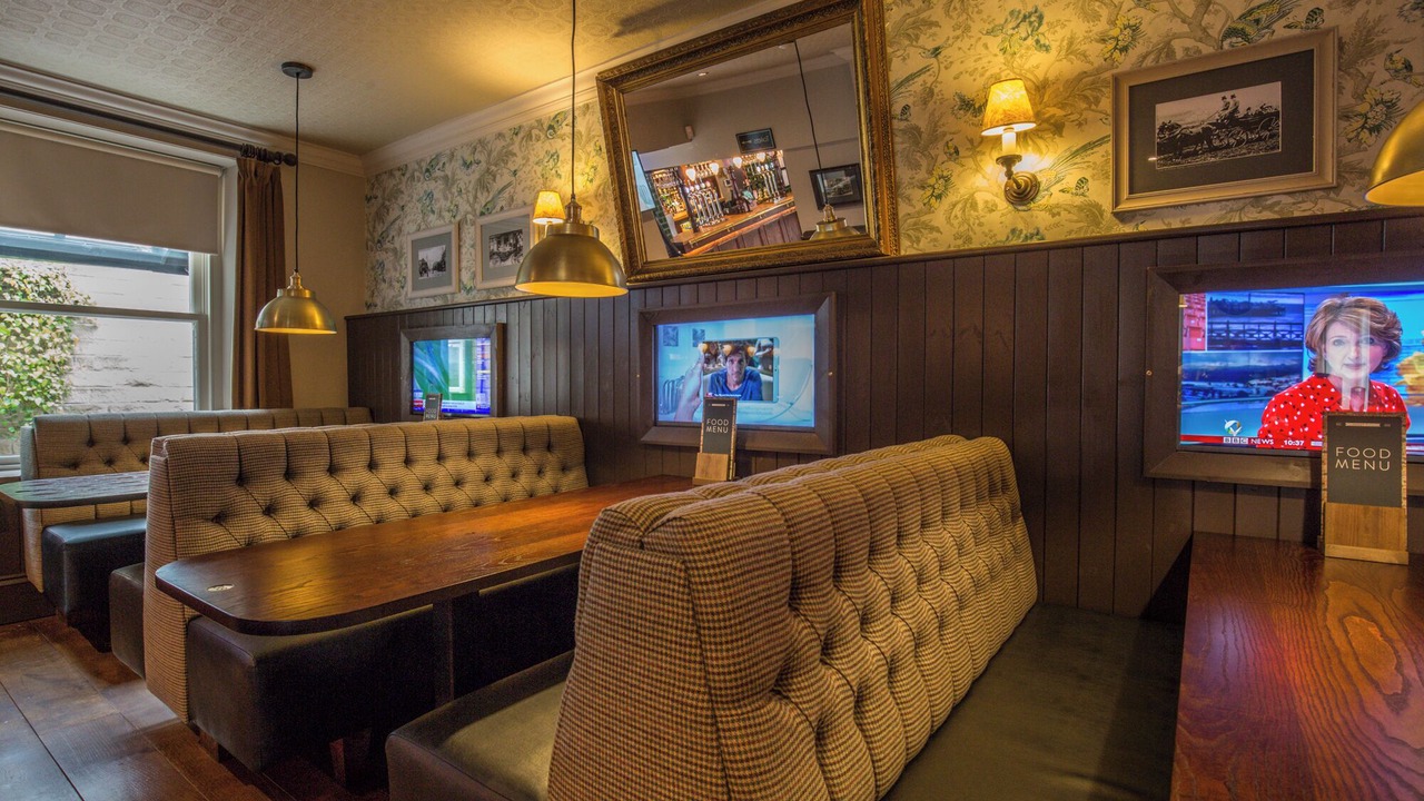 Photo of Others in Padfield