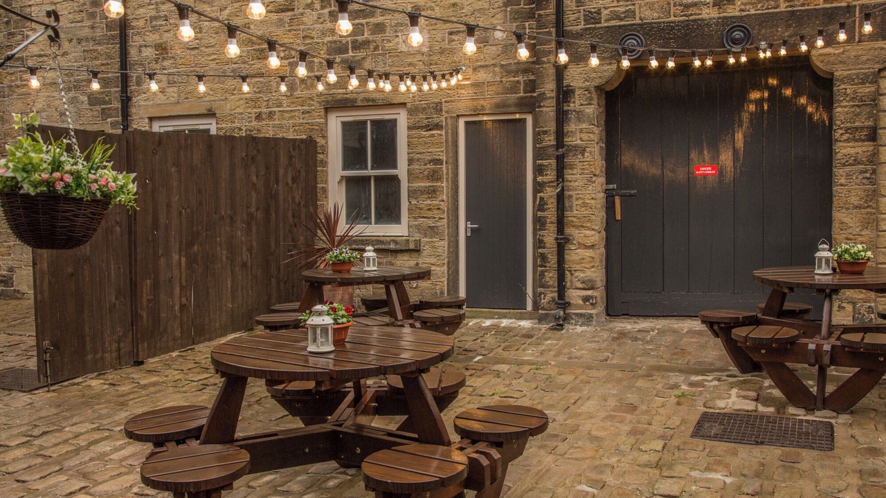 Photo of Patio Balcony in Padfield