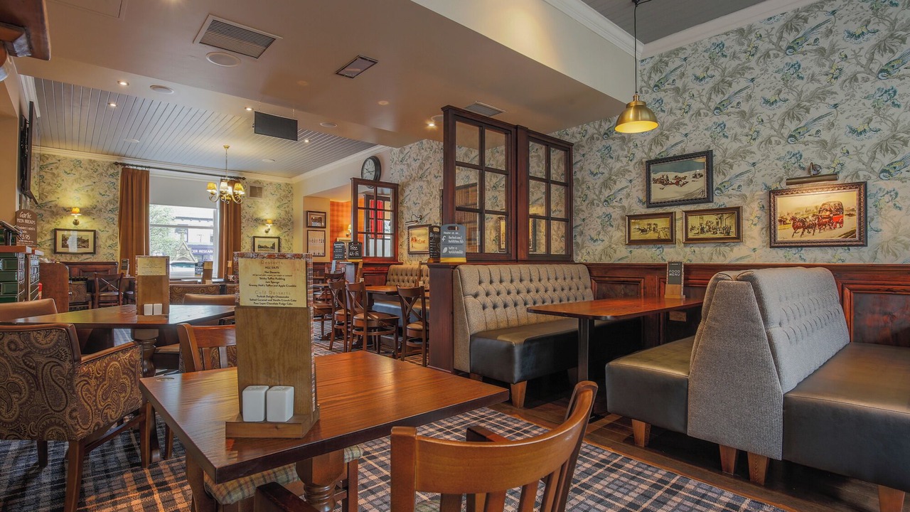 Photo of Others in Padfield