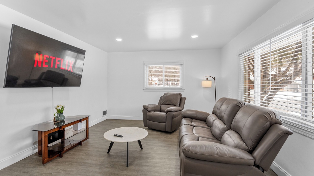 Photo of Livingroom in Rockville