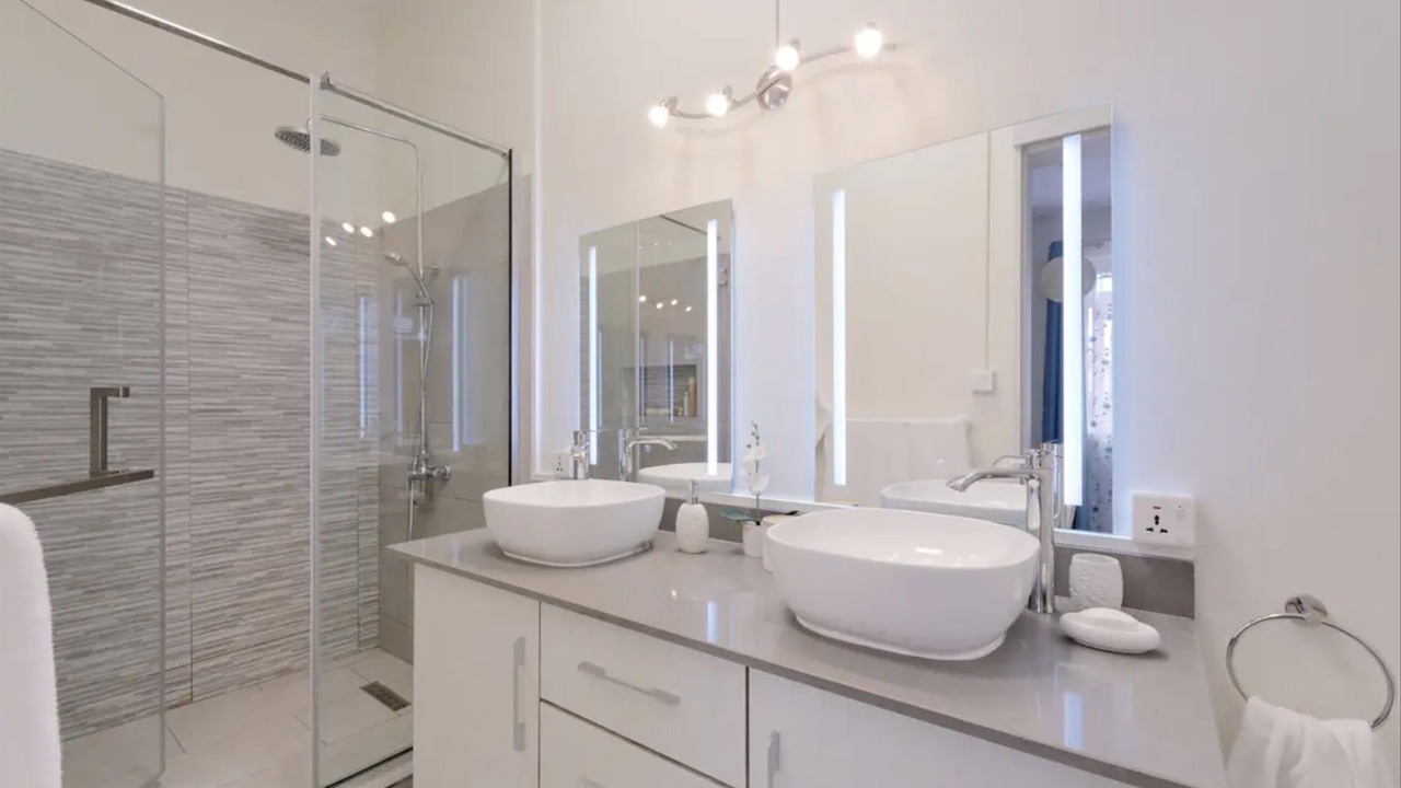 Photo of Others in Punaluu