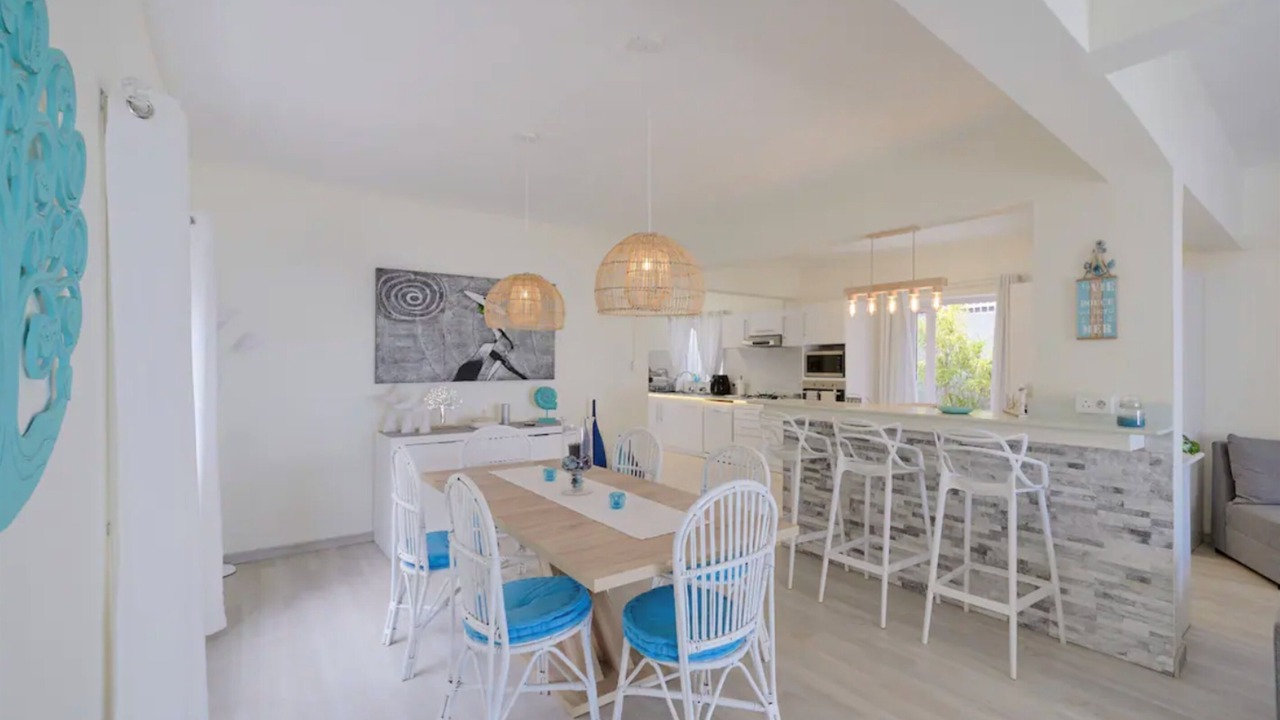 Photo of Others in Punaluu