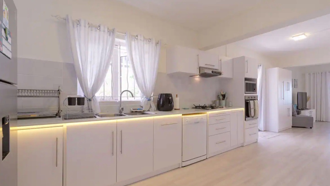 Photo of Kitchen in Punaluu