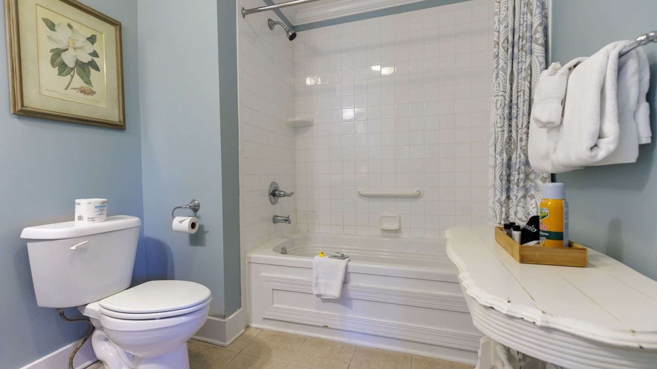 Photo of Bathroom in Lookout Mountain