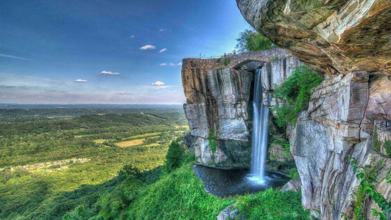 Photo of Others in Lookout Mountain