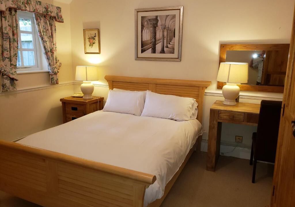 Photo of Bedroom in Clifton Hampden