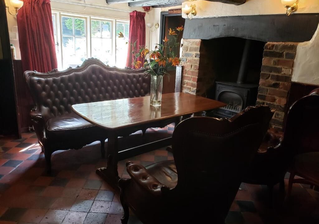 Photo of Others in Clifton Hampden