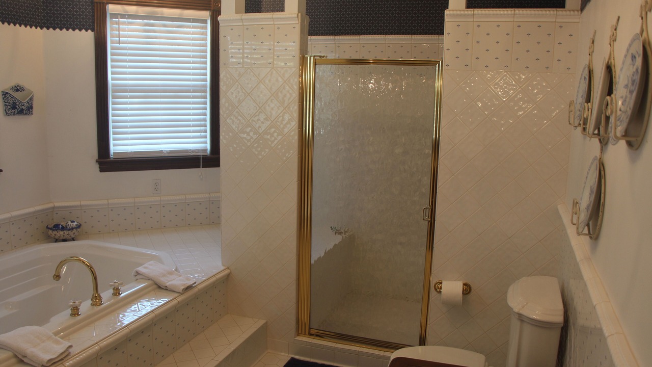 Photo of Bathroom in Gentry