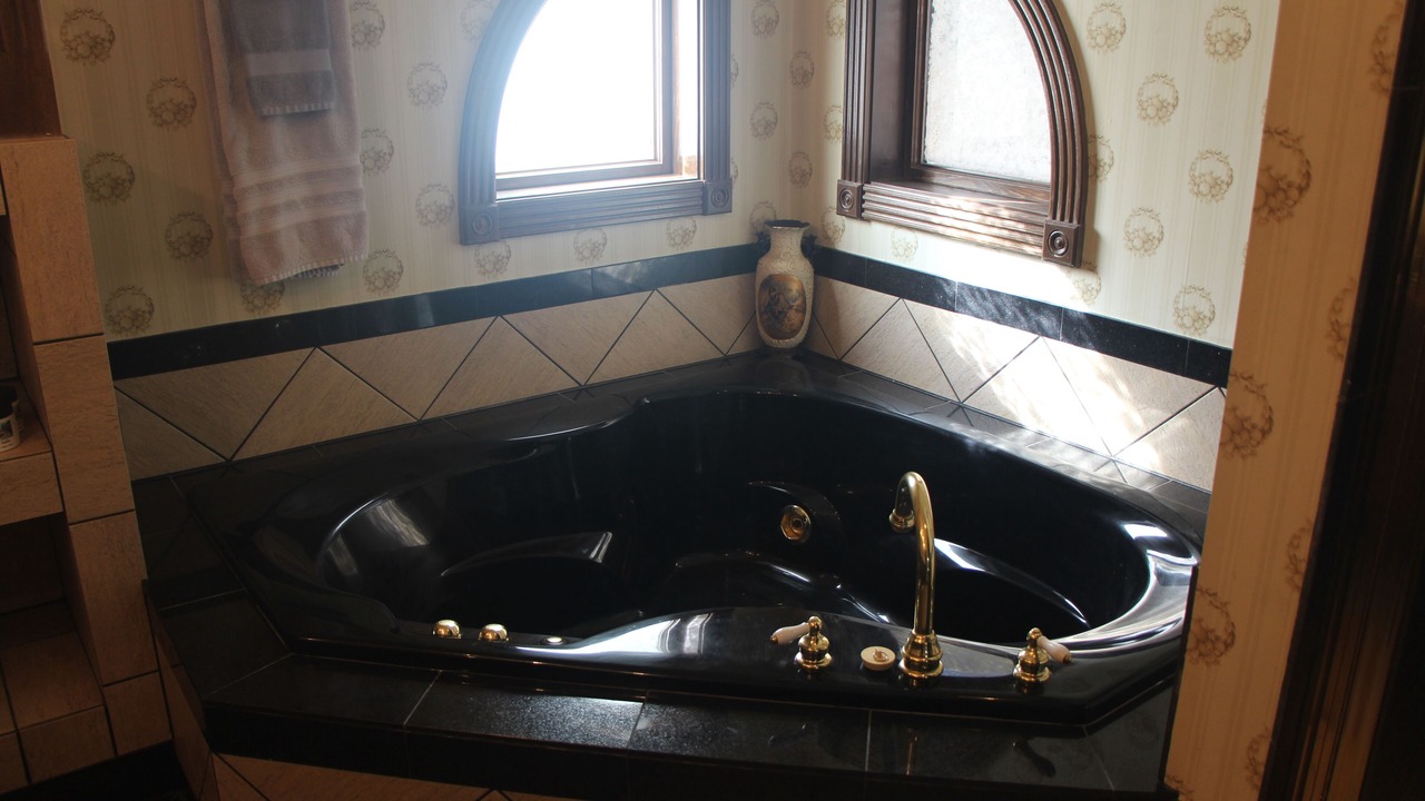 Photo of Bathroom in Gentry