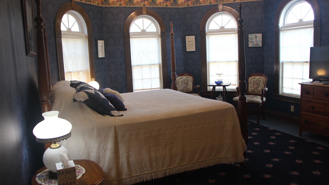 Photo of Bedroom in Gentry