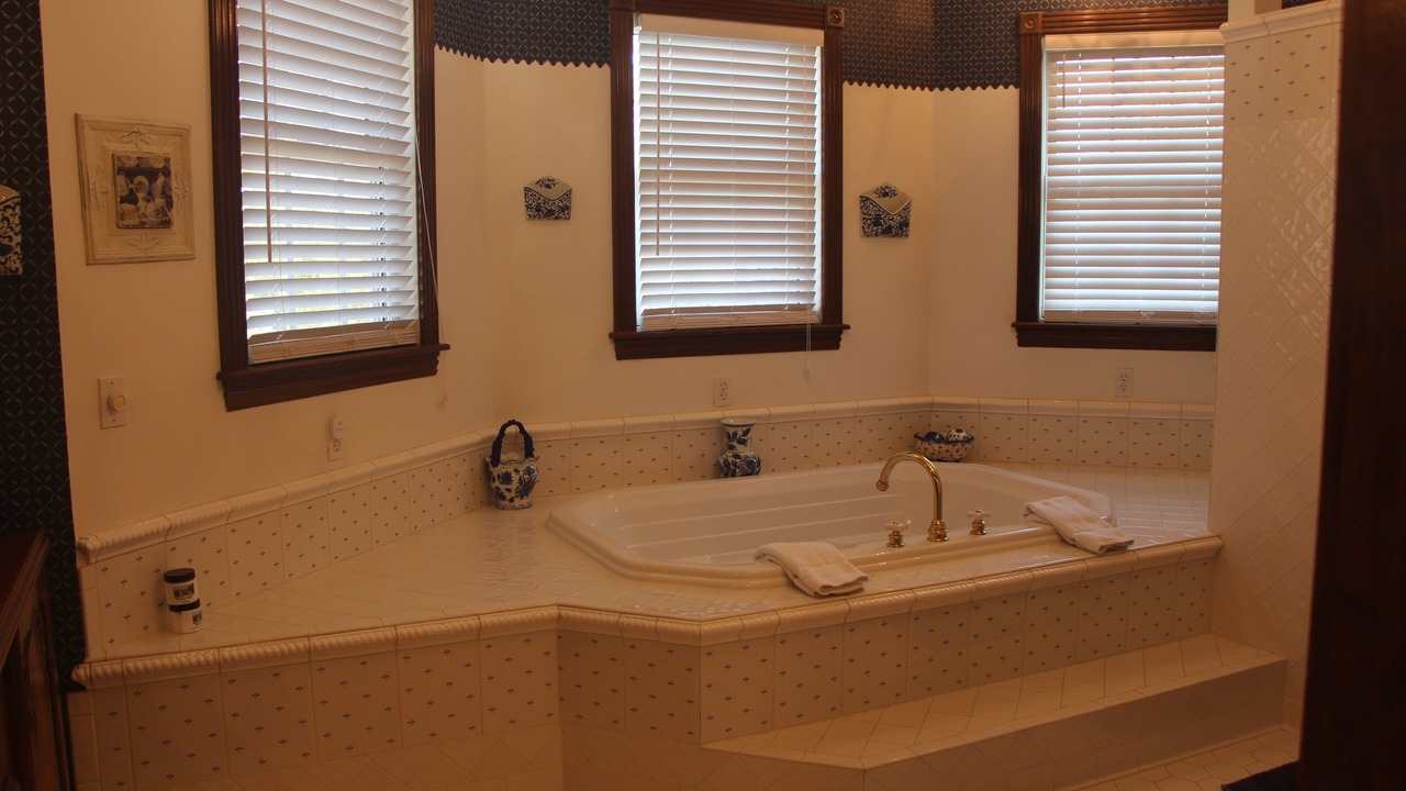 Photo of Bathroom in Gentry