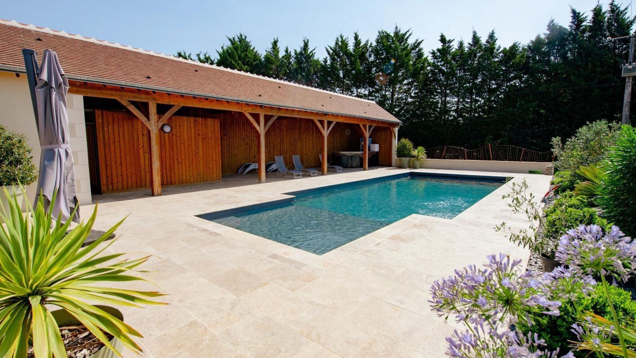Photo of Outdoor in Sennevieres