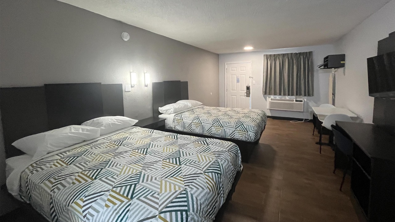 Photo of Others in Hurricane