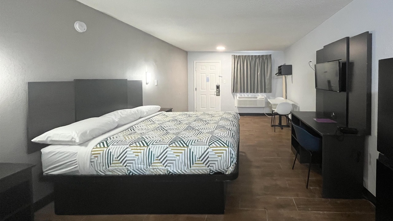 Photo of Others in Hurricane