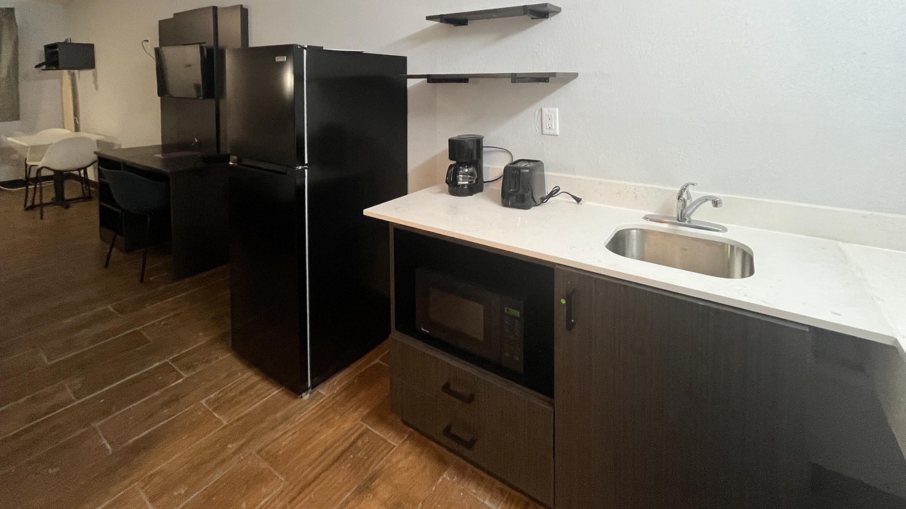 Photo of Kitchen in Hurricane