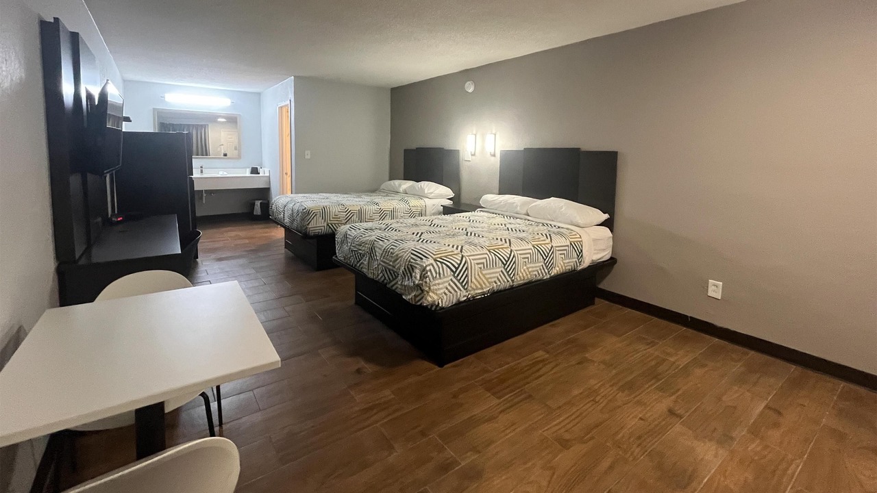 Photo of Others in Hurricane