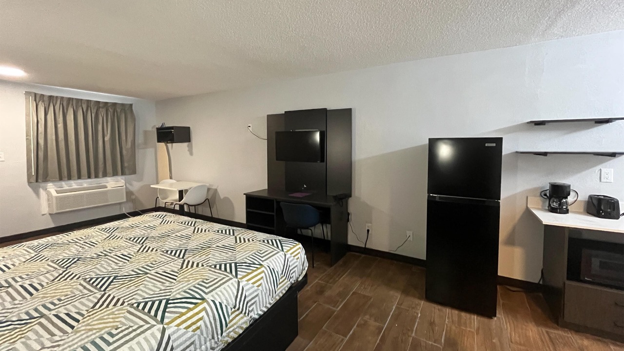 Photo of Others in Hurricane