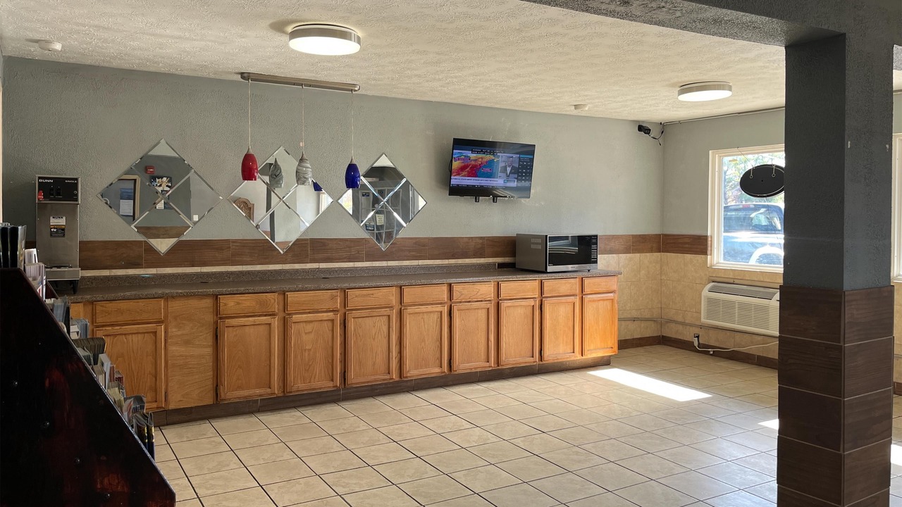 Photo of Others in Hurricane