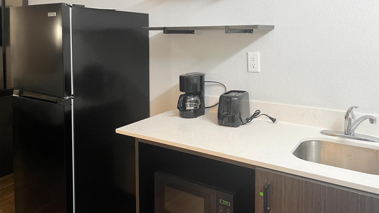 Photo of Kitchen in Hurricane