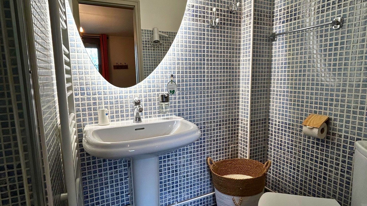 Photo of Bathroom in Saint-Mamet